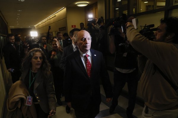 <p>Proyecto de reactivación: Hacienda afina nuevo paquete de indicaciones de cara a un trámite más extenso a lo esperado en el Senado</p>