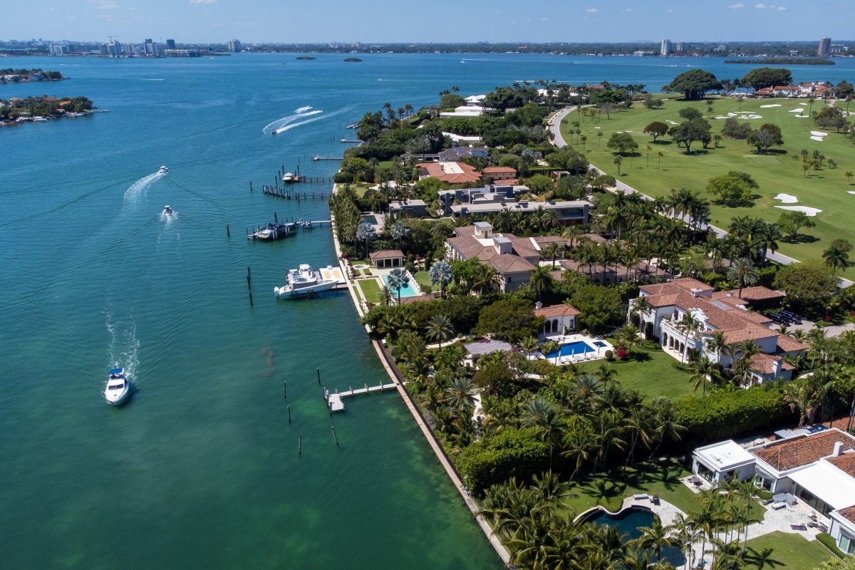 <p>Gobernador de Florida propone eliminar gradualmente impuesto a la primera vivienda</p>