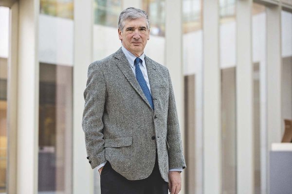 José Antonio Guzmán, rector de la Universidad de los Andes:“Sería un error abordar la IA solo desde la productividad, la misión es formar personas capaces de desenvolverse en el mundo de hoy”