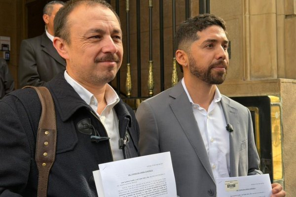 <p>Diputados de oposición apuntan a Quiroz por eventual conflicto de interés y lo llevan a Contraloría</p>