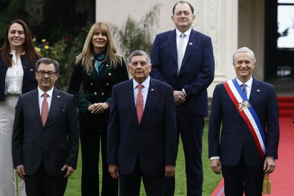 <p>El biministro Claudio Alvarado encabeza hoy Interior y la Segegob. Crédito: Aton.</p>