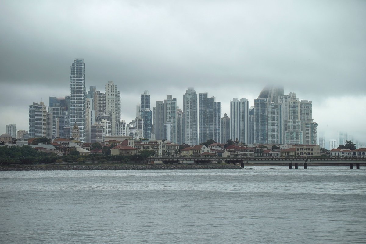 <p>Panamá impone impuesto del 15% a las “empresas de papel”</p>