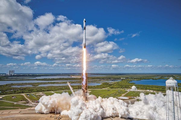 <p>Crédito: SpaceX</p>
