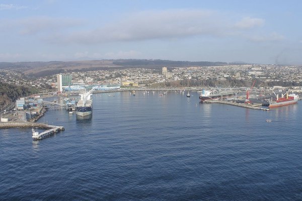 <p>Gobierno renueva directorios de las principales empresas portuarias del país</p>
