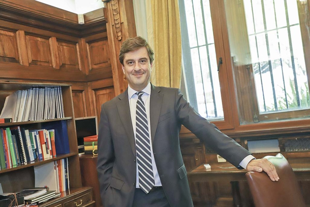 Rodrigo Aravena, economista jefe del Banco de Chile: “Es altamente probable que el crecimiento del primer semestre sea negativo”