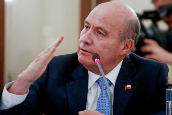 <p>Quiroz asegura que de los US$ 6.200 millones de mayor endeudamiento que pedirá al Congreso, US$ 1.500 millones serán para pagar a proveedores del Estado</p>