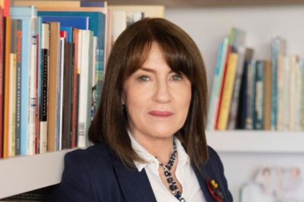 <p>Alejandra Mizala gana la segunda vuelta y se convierte en la nueva rectora de la Universidad de Chile</p>