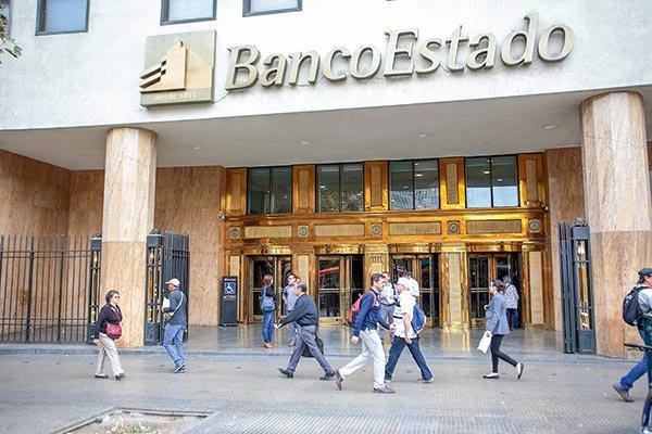 BancoEstado abre auditoría interna tras formalizac
