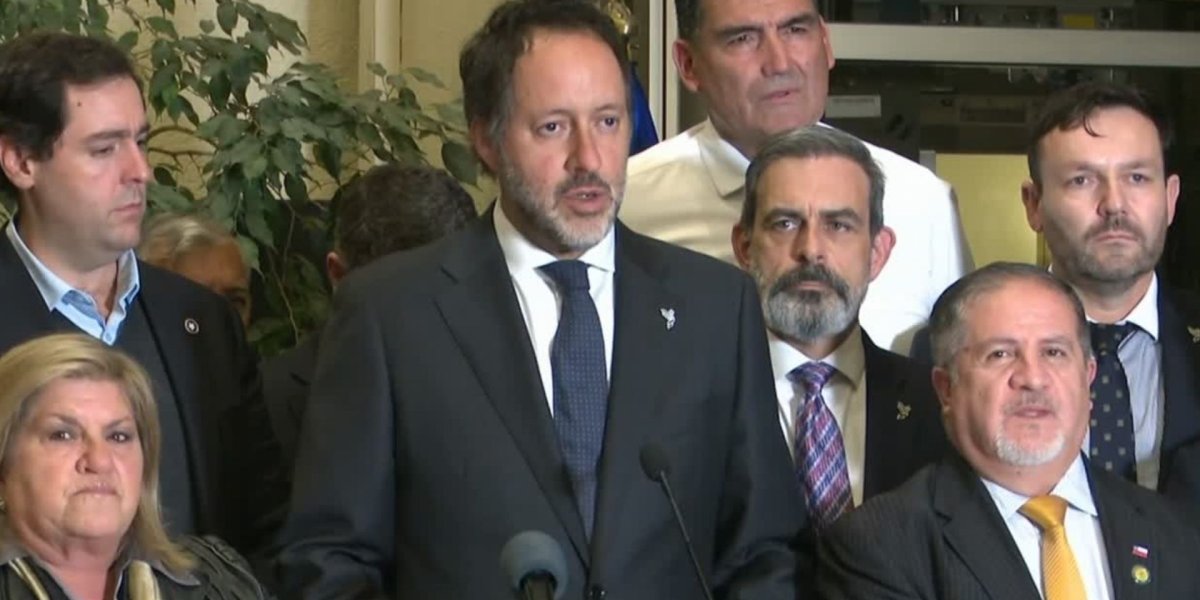 <p>Ahora en DF | Diputados presentan acusación constitucional contra exministro Nicolás Grau</p>