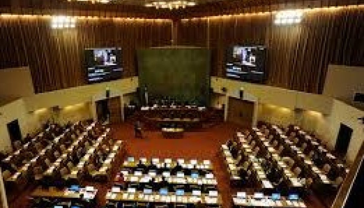 Sin sorpresas, la Comisión de Hacienda de la Cámara despachó