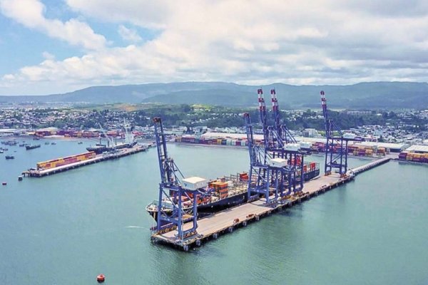 <p>Puerto Coronel impulsa plan de expansión con inversión de US$ 35 millones que permitirá la llegada de naves de mayor calado</p>