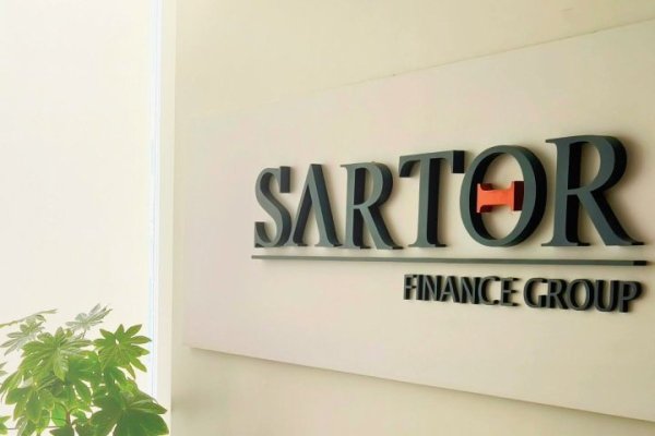 Sartor pide su reorganización judicial para “retomar la estabilidad financiera” y Bci Corredores de Bolsa acusa ocultamiento de proceso de liquidación forzosa