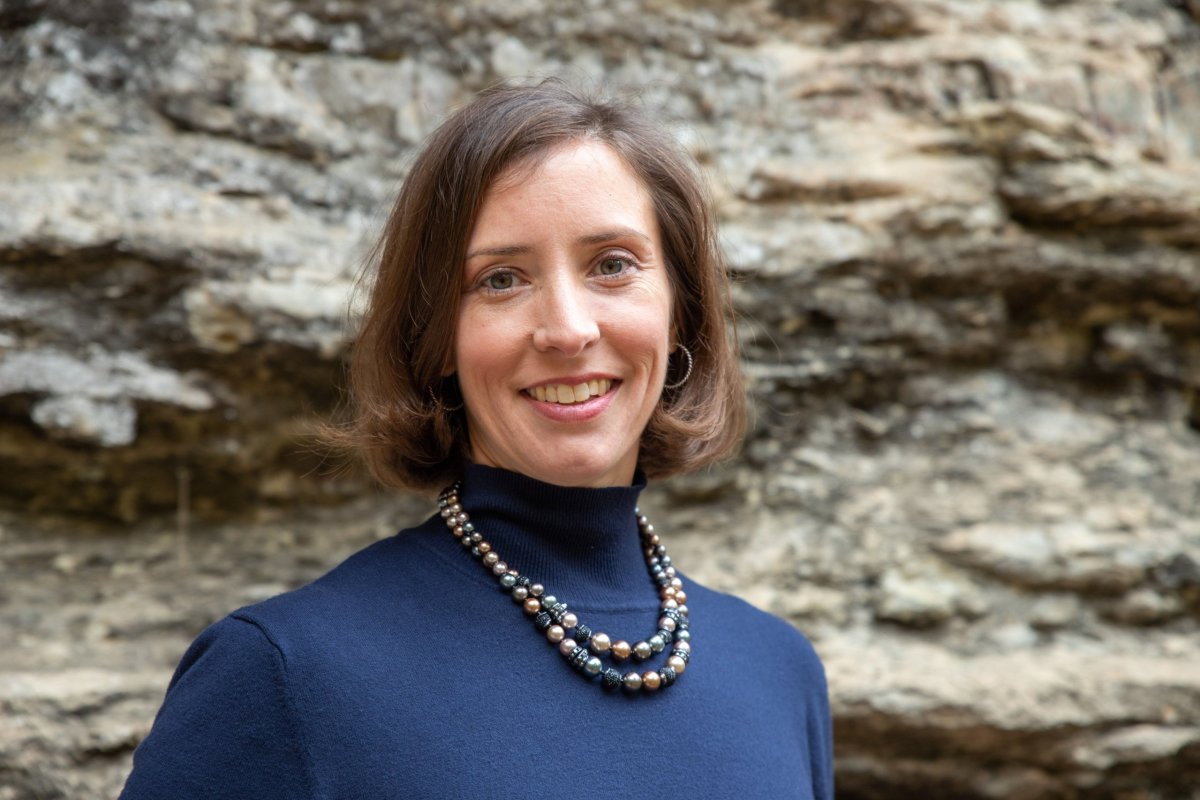 <p>Walmart nombra a la estadounidense Annie Walker como la primera mujer CEO de la empresa en Chile</p>