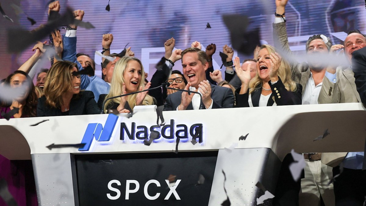 <p>Wall Street asimila la cifra récord de recaudación de fondos mientras se intensifica la carrera por la IA</p>