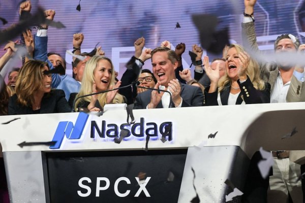 <p>Wall Street asimila la cifra récord de recaudación de fondos mientras se intensifica la carrera por la IA</p>