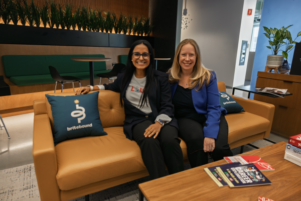 Komal Dadlani, cofundadora y CEO de Lab4U, y Julie Lammers, CEO y presidenta de Britebound.