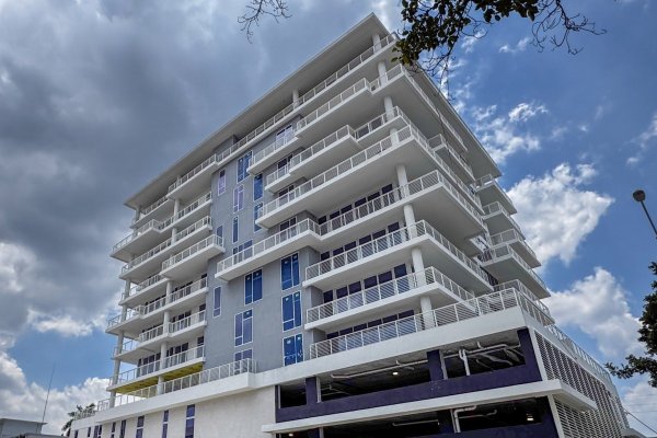 De Concepción a EEUU: inmobiliaria Valmar da el salto al mercado internacional con departamentos de lujo en la costa de Florida que bordean los US$ 4 millones