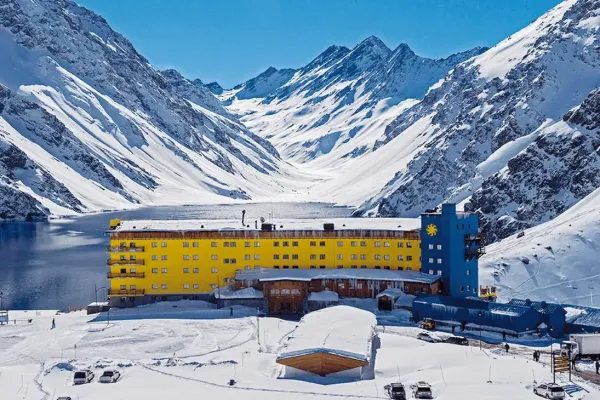 <p>Debido a falta de nieve, Ski Portillo decide aplazar el inicio de la nueva temporada</p>