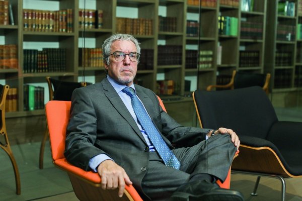 El silencioso aterrizaje de Gabriel Zaliasnik en Tel Aviv en medio de la polémica por los chat