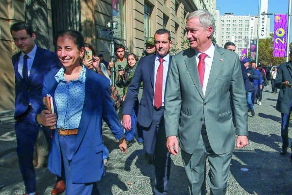 La chispa que expuso a la guardiana del Presidente Kast