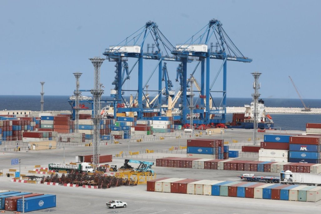 Revés para la china Cosco en Chancay: justicia peruana avala revisión de tarifas del megapuerto