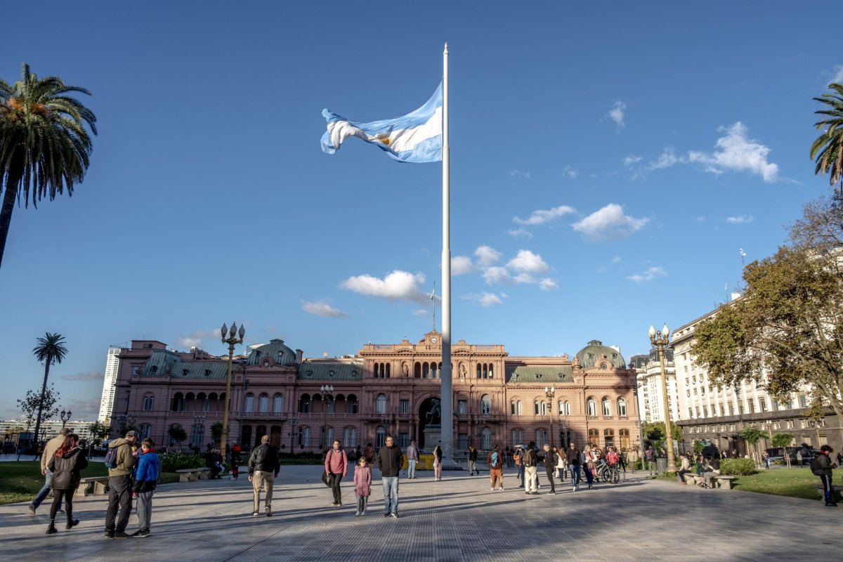 <p>La economía argentina creció 2,3% anual en el primer trimestre, superando las expectativas</p>
