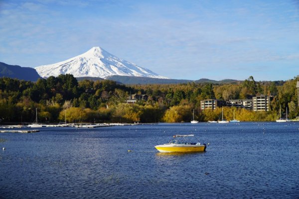 Pucón y Villarrica consolidan a La Araucanía como destino en vacaciones de invierno del sur de Chile, con 51 mil viajes proyectados