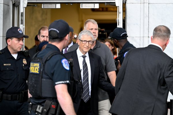 <p>Bill Gates declaró ante el Congreso que Jeffrey Epstein consideró chantajearlo</p>