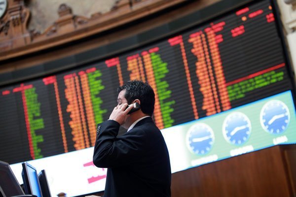 <p>IPSA revierte alza de la mañana en sesión marcada por caída del petróleo y boom de la renta fija internacional</p>