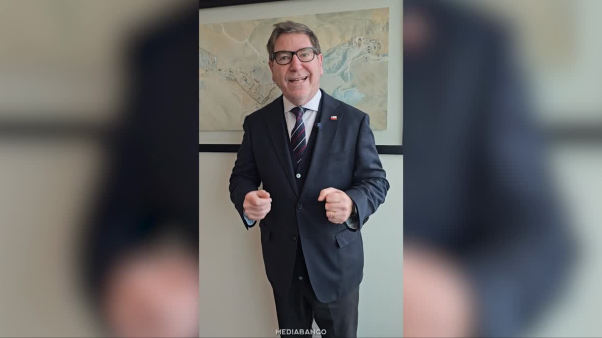 Ahora en DF | Biministro Mas celebra acuerdo logrado entre Anglo American y Codelco para operar en conjunto Los Bronces y Andina