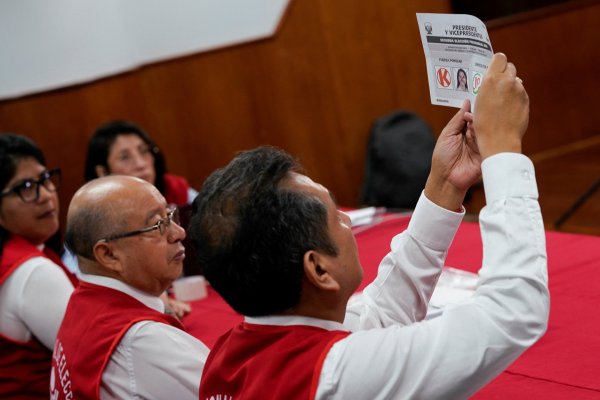 <p>Definición presidencial de Perú entra en la recta final: rechazan pedido de nulidad de Sánchez sobre votos del exterior y Fujimori consolida su ventaja</p>