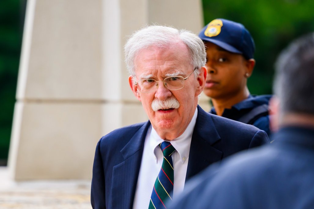 John Bolton, exasesor de seguridad de Trump, se declara culpable de retener ilegalmente información clasificada