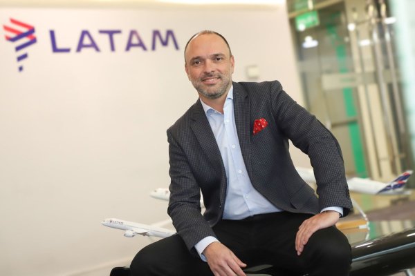 <p>Latam Pass ya genera más de la mitad de los ingresos en pasajes de la aerolínea y aspira a tener 100 millones de socios al 2030</p>