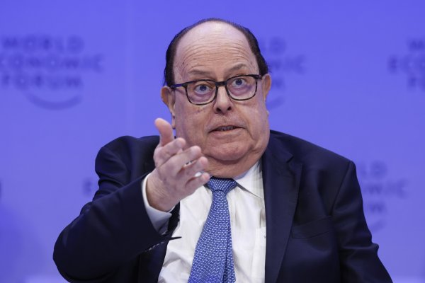 <p>Julio Velarde, presidente del banco central de Perú: “La parte monetaria está fuerte, pero un fisco débil es una amenaza”</p>