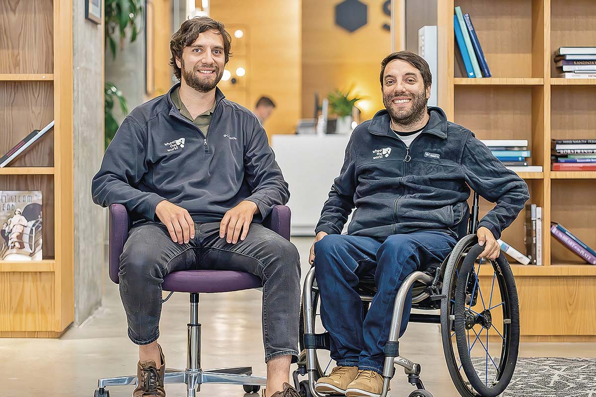 <p>Camilo Navarro y Álvaro Silberstein, fundadores de Wheel The World.</p>