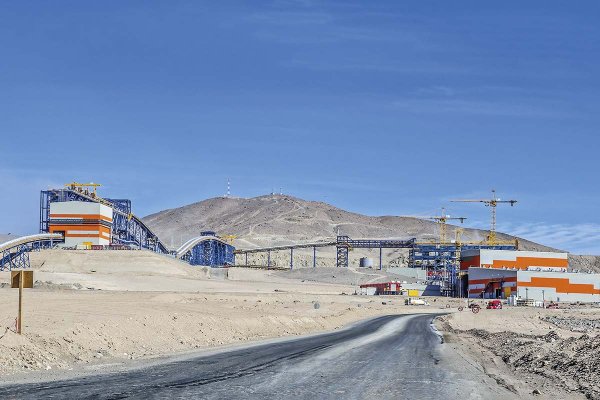 <p>BHP invertirá US$ 1.500 millones en reabrir Cerro Colorado y que produzca por 20 años más</p>