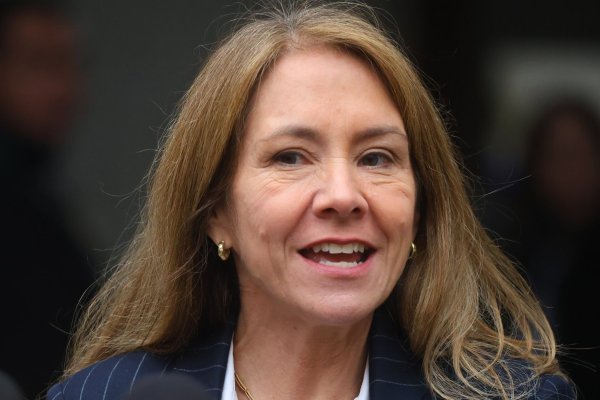 <p>Presidenta de la CPC insta a esfuerzos desde gobierno, Congreso y empresarios ante posible recesión: “Todas las fichas tienen que estar puestas en revertir esta situación”</p>