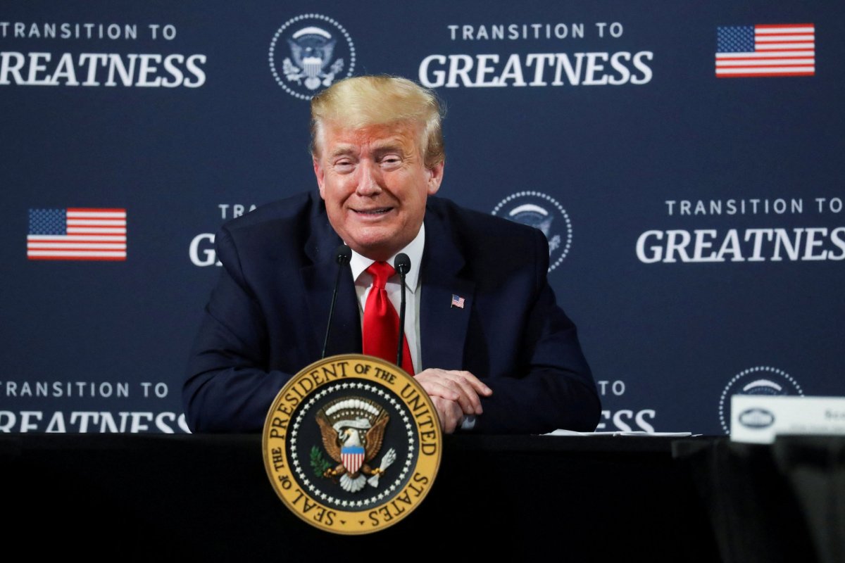 <p>La declaración financiera de Trump muestra 21 mil operaciones bursátiles en 2025</p>