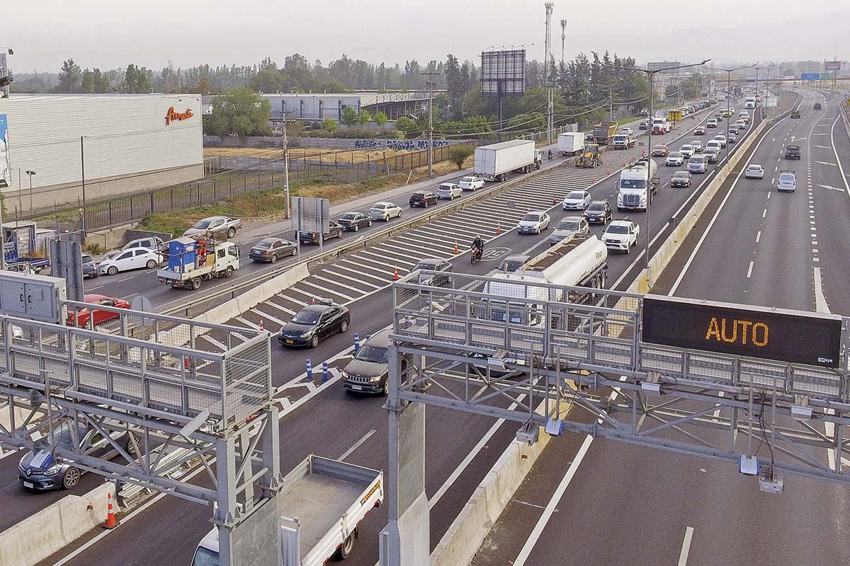 <p>Grandes concesionarias ponen sus fichas en la relicitación de Autopista Los Libertadores mientras el MOP retrasa recepción de ofertas</p>