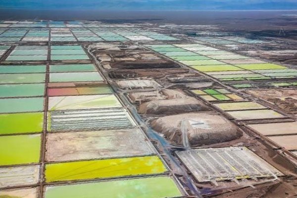 <p>Novandino Litio presenta su proyecto emblema "Salar Futuro" y el Salar de Atacama suma más de US$ 6.000 millones en inversiones en tres meses</p>