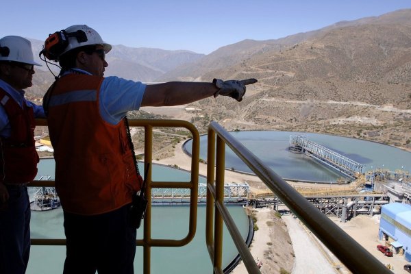 <p>Antofagasta también avanza en obras de modernización en Centinela y en su mina insignia Los Pelambres (en la fotografía).</p>