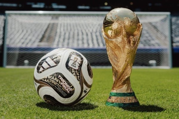 <p>Adidas presenta “Trionda Final”: el balón para los últimos partidos del Mundial 2026</p>
