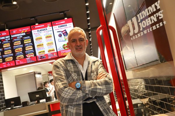 Cinco años, 80 locales: El ambicioso plan de los sándwiches estadounidenses Jimmy John’s para conquistar Chile