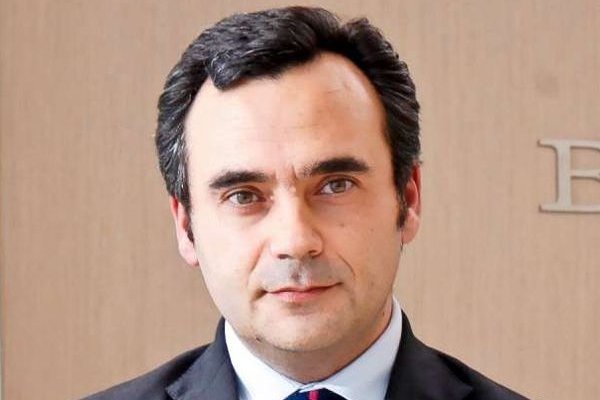 Abogado chileno destaca en ranking global de litigantes de Lawdragon