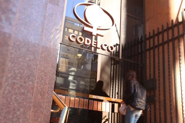 <p>Codelco se desiste de recurso de amparo contra Contraloría luego que organismo anunciara sistema de control alternativo para operaciones societarias de mineras estatales</p>