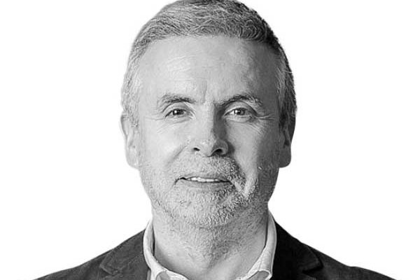 Logrando por ley la estabilidad que no hemos acordado