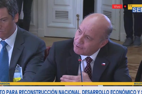 <p>Ahora en DF | Quiroz por cobros del CAE: "Hay 1.500 personas que ganan más de $7 millones al mes”</p>