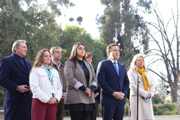 Gobierno impulsa estatuto laboral para el turismo y abre debate por nueva fórmula para promediar la jornada de trabajo