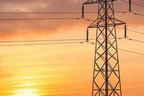 <p>No quiere repetir lo de 2024: Enel refuerza hasta nueve veces sus equipos en terreno ante sistema frontal en la RM</p>