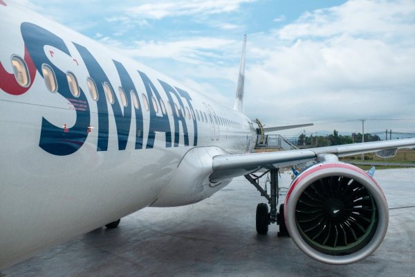 <p>JetSmart firma alianza con Starlink para ofrecer wifi satelital en vuelos domésticos e internacionales</p>